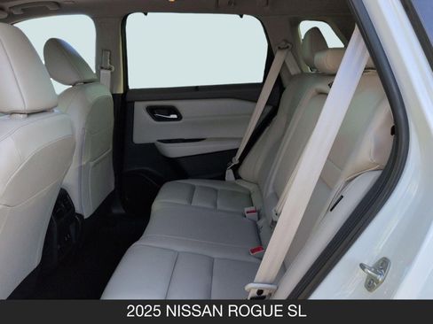 Certified 2025 Nissan Rogue SL w/ Tech Package image 16