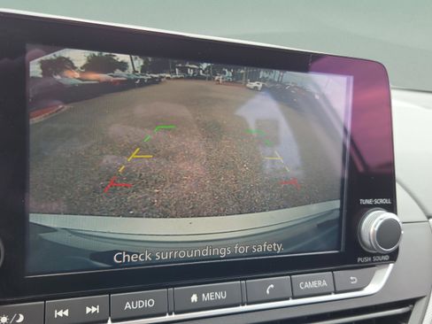 Used 2024 Nissan Altima 2.5 SR image 19