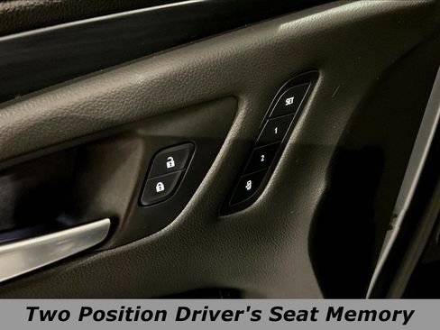 Used 2020 Buick Envision Essence FWD image 35