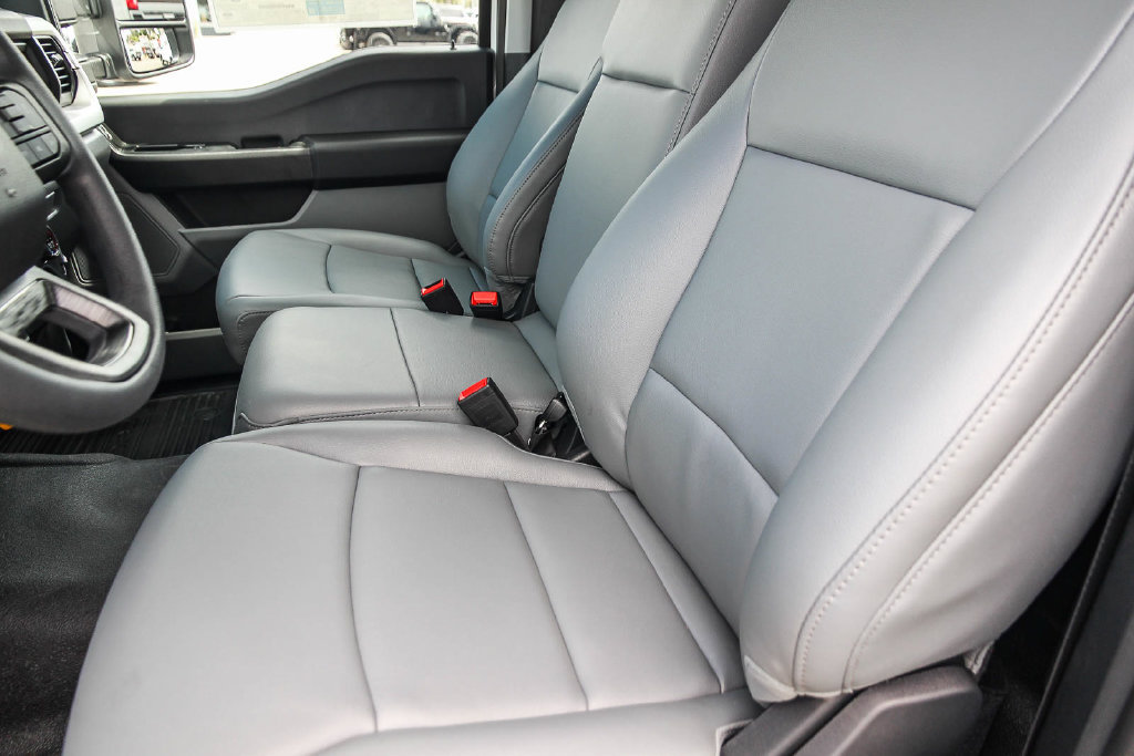 New 2026 Ford F550 2WD Regular Cab Super Duty image 18