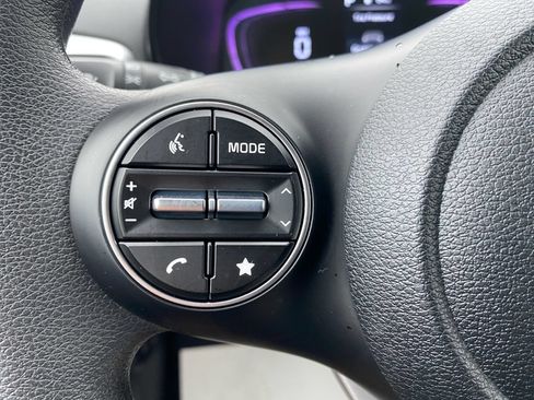 Certified 2024 Kia Soul LX FWD image 34