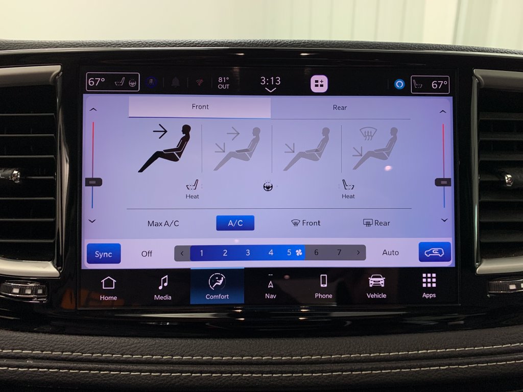 Used 2023 Chrysler Pacifica Touring-L w/ Uconnect Theater Family Group AWD/4WD image 31