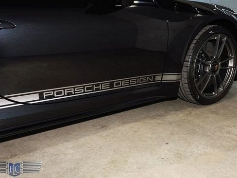 Used 2022 Porsche 911 50th Anniversary Edition image 12