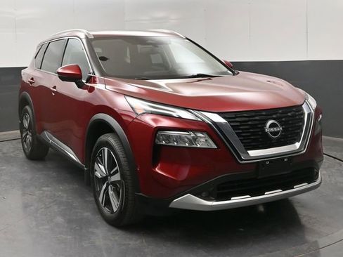 Used 2022 Nissan Rogue Platinum AWD/4WD image 2