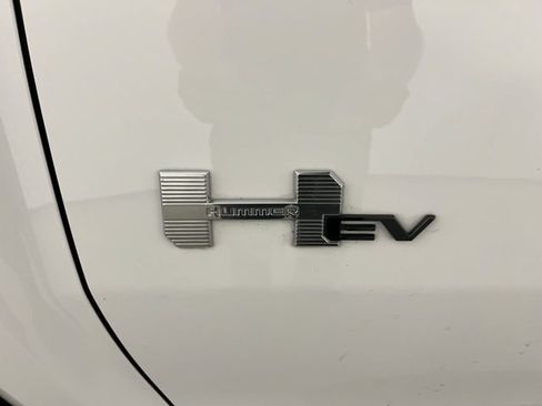 Certified 2025 GMC Hummer EV 3X AWD/4WD image 33