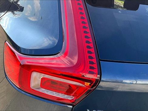 New 2026 Volvo XC40 B5 Core AWD/4WD image 43