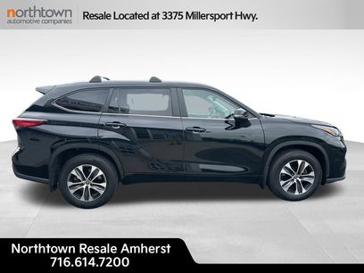 Used 2023 Toyota Highlander XLE
