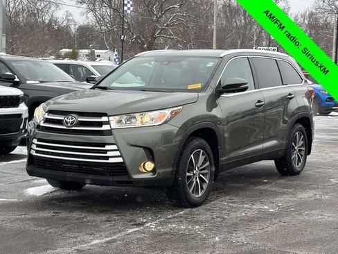 Used 2019 Toyota Highlander XLE image 34