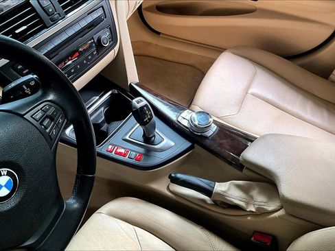 Used 2013 BMW 328i Sedan RWD image 15