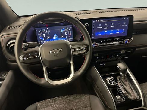 Used 2024 Chevrolet Colorado Z71 w/ Z71 Convenience Package 2 image 35