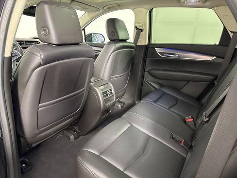Used 2017 Cadillac XT5 Premium Luxury AWD/4WD image 21