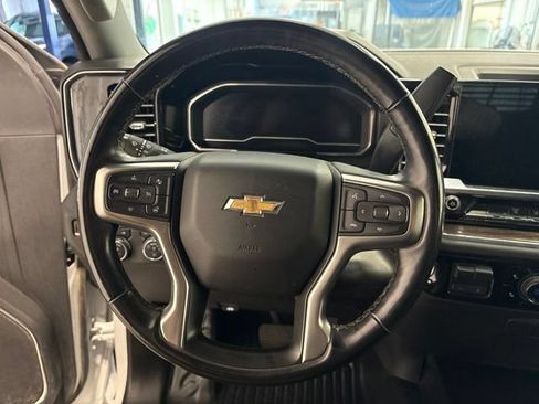 Used 2024 Chevrolet Silverado 3500 LT w/ Convenience Package AWD/4WD image 16