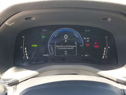 Used 2025 Toyota Camry SE FWD image 30