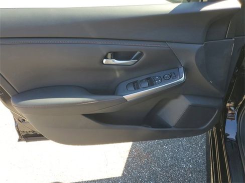 New 2025 Nissan Sentra SR w/ Trunk Package image 5