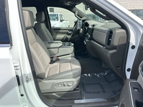 Used 2026 GMC Sierra 1500 SLT RWD image 27