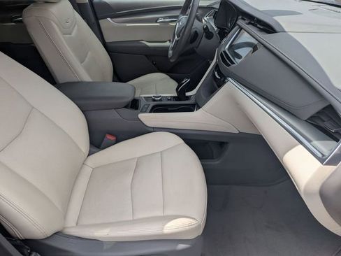 Used 2023 Cadillac XT5 Premium Luxury w/ LPO, Floor Liner Package AWD/4WD image 31