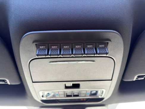 Used 2025 Ford F350 Platinum w/ FX4 Off-Road Package AWD/4WD image 45