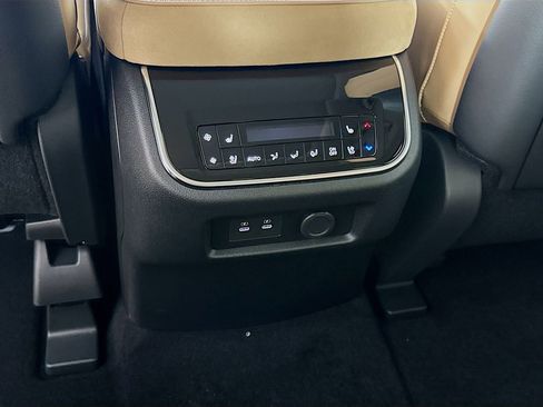 New 2026 INFINITI QX80 Luxe w/ Cargo Package image 32