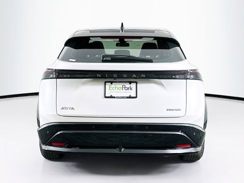 Used 2023 Nissan Ariya FWD image 7
