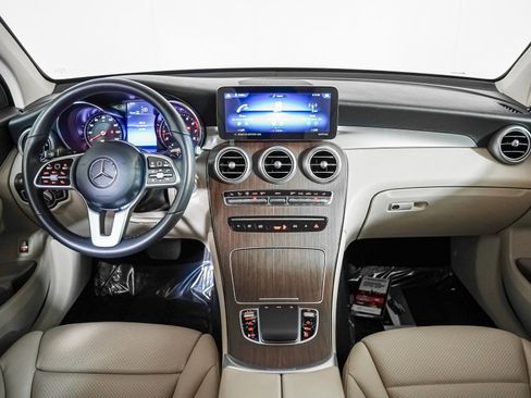 Certified 2022 Mercedes-Benz GLC 300 image 12