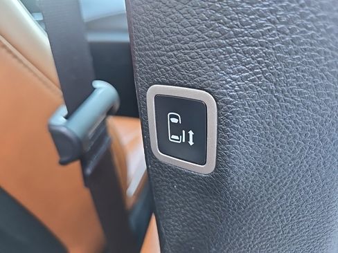 Used 2024 Chrysler Pacifica Pinnacle image 94