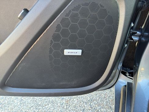 Used 2020 Chevrolet Traverse Premier image 21