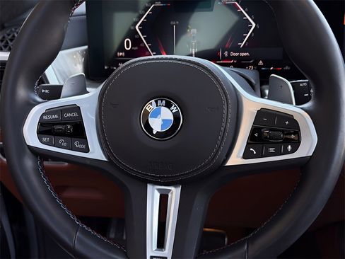 Used 2023 BMW X7 M60i w/ Executive Package image 19