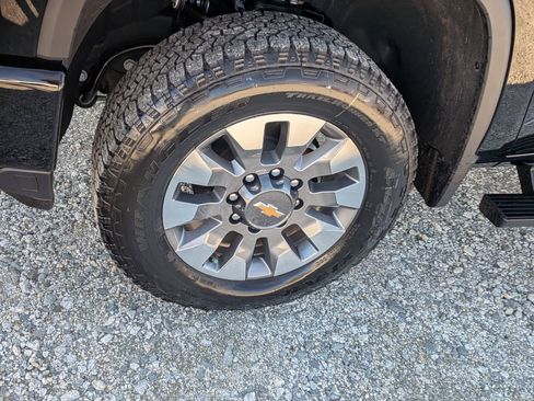 New 2026 Chevrolet Silverado 2500 Custom w/ Custom Value Package image 11