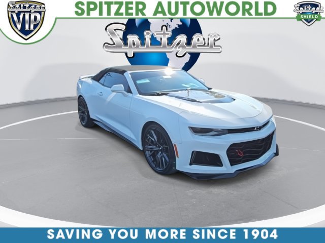 Used 2017 Chevrolet Camaro ZL1 RWD image 3