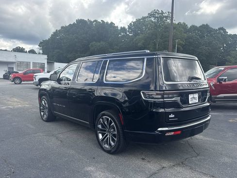 Used 2023 Jeep Grand Wagoneer Series III AWD/4WD image 5