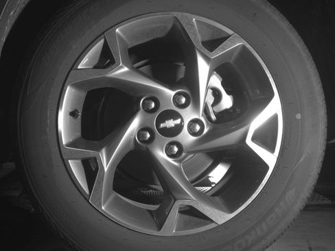 Used 2025 Chevrolet Trax LT image 11