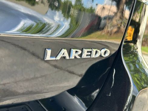 Certified 2022 Jeep Grand Cherokee Laredo E RWD image 31