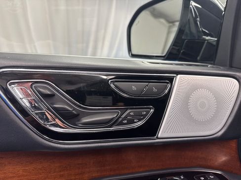 Used 2023 Lincoln Navigator Black Label AWD/4WD image 35