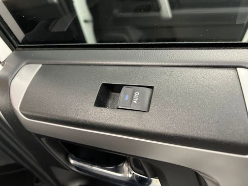 Used 2021 Toyota 4Runner SR5 Premium image 22