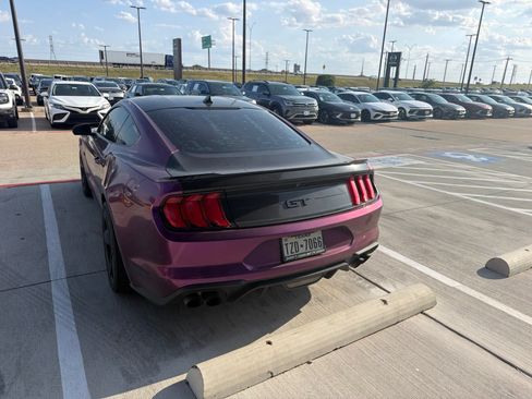 Used 2022 Ford Mustang GT Premium w/ Equipment Group 401A RWD image 7