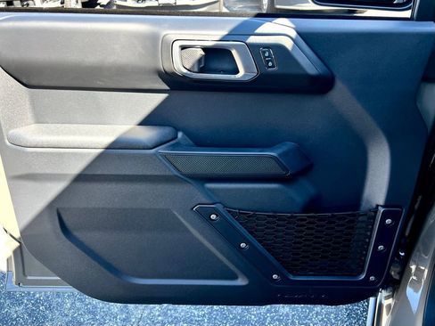 New 2025 Ford Bronco Badlands image 13