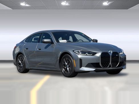 Certified 2023 BMW i4 eDrive35 RWD image 6