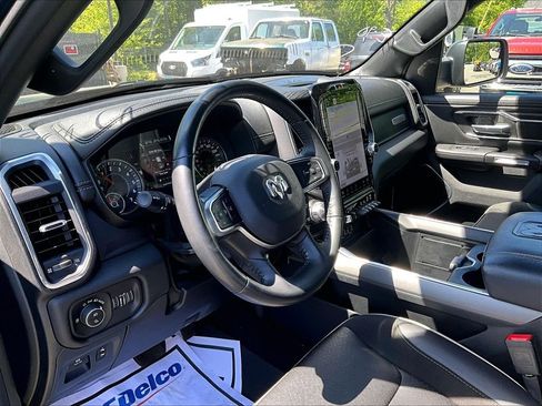 Used 2023 RAM 1500 Laramie AWD/4WD image 14