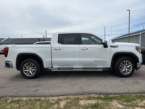 Used 2019 GMC Sierra 1500 SLT w/ SLT Premium Plus Package AWD/4WD image 8