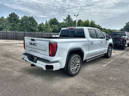 New 2026 GMC Sierra 1500 Denali Ultimate AWD/4WD image 11
