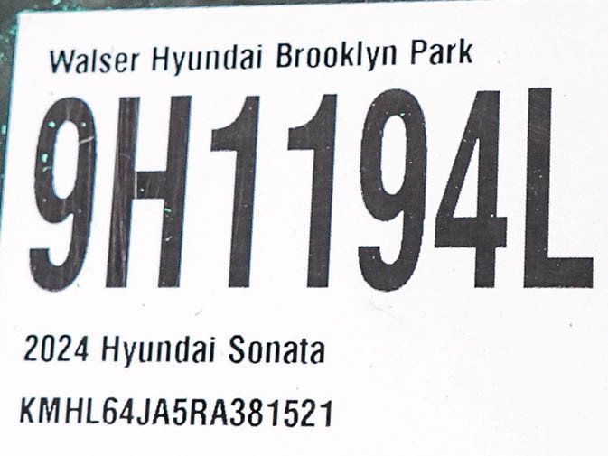 Used 2024 Hyundai Sonata SEL FWD image 28