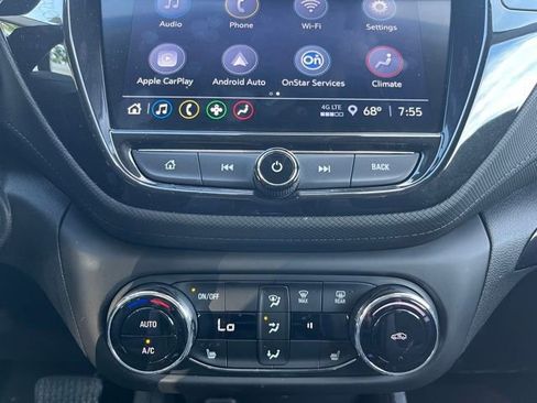 Used 2023 Chevrolet TrailBlazer LT w/ Convenience Package FWD image 23