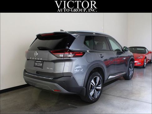 Used 2021 Nissan Rogue SL w/ Premium Package AWD/4WD image 11
