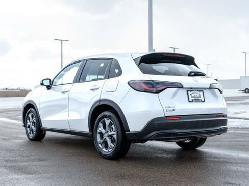 Used 2026 Honda HR-V LX image 5