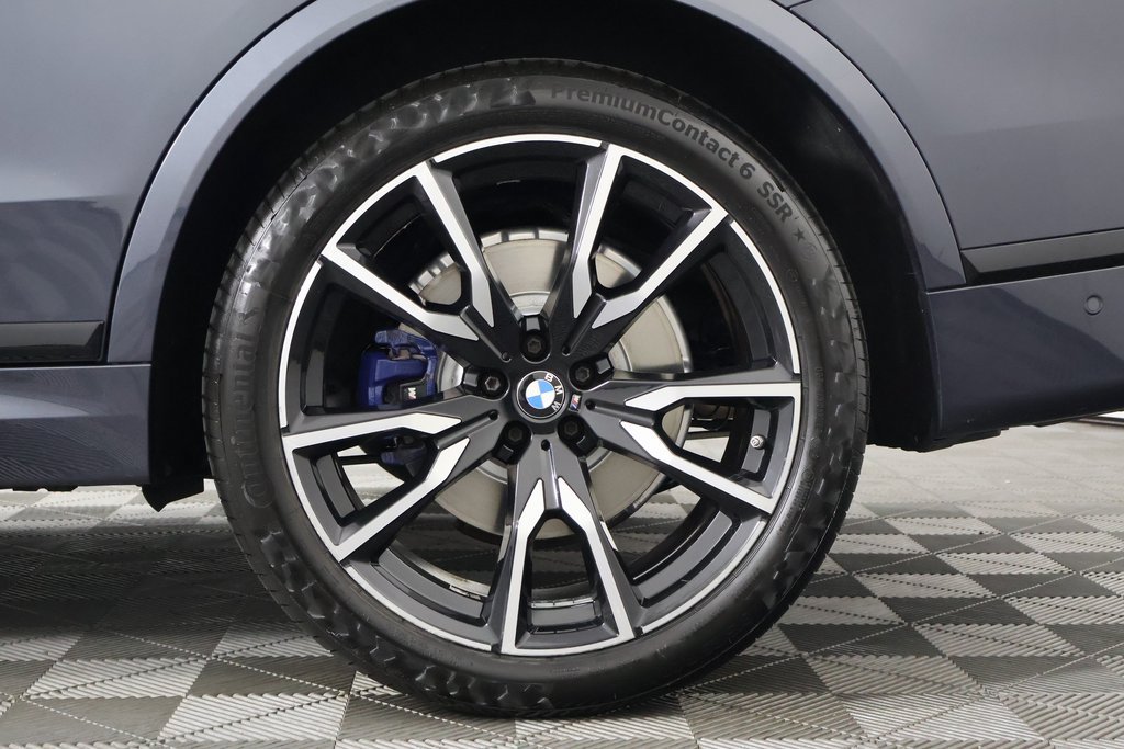 Certified 2022 BMW X7 xDrive40i w/ M Sport Package AWD/4WD image 17
