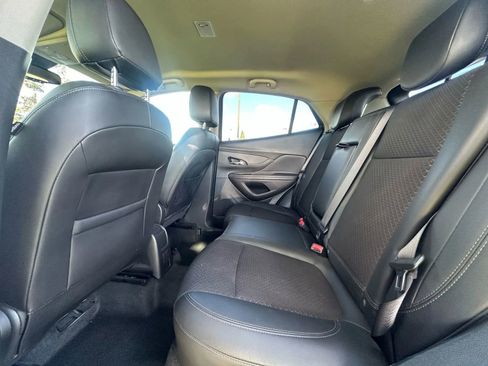 Used 2020 Buick Encore Preferred image 10