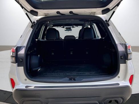 Used 2025 Subaru Forester AWD/4WD image 23