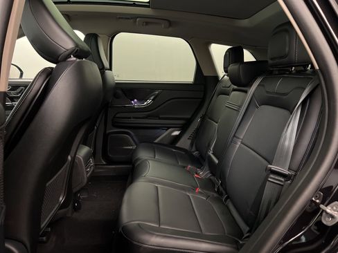 Used 2025 Lincoln Corsair Reserve w/ Jet Appearance Package image 28