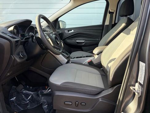 Used 2014 Ford Escape SE image 17
