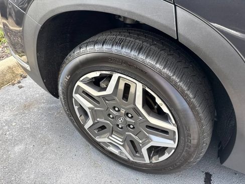 Certified 2023 Hyundai Santa Fe Limited FWD image 10